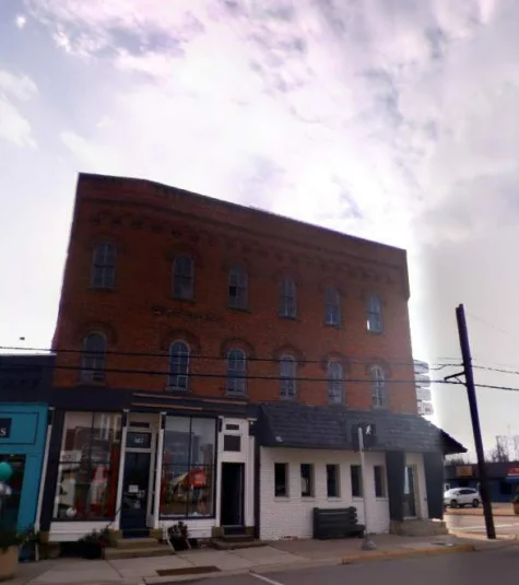 Front facade before restoration